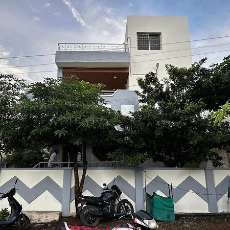 Vatavriksha Guest House,Akkalkot Akalkot Екстер'єр фото