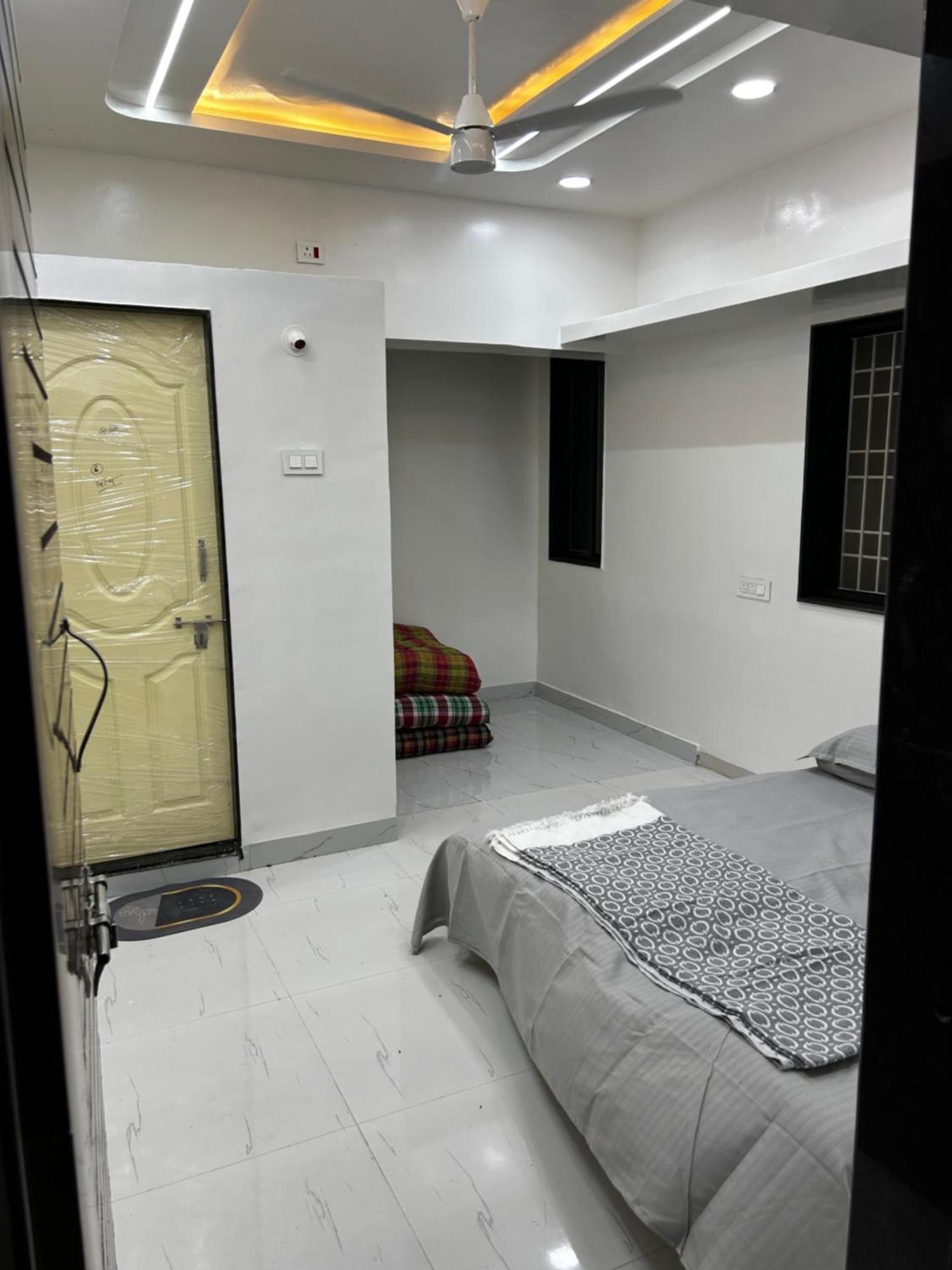 Vatavriksha Guest House,Akkalkot Akalkot Екстер'єр фото
