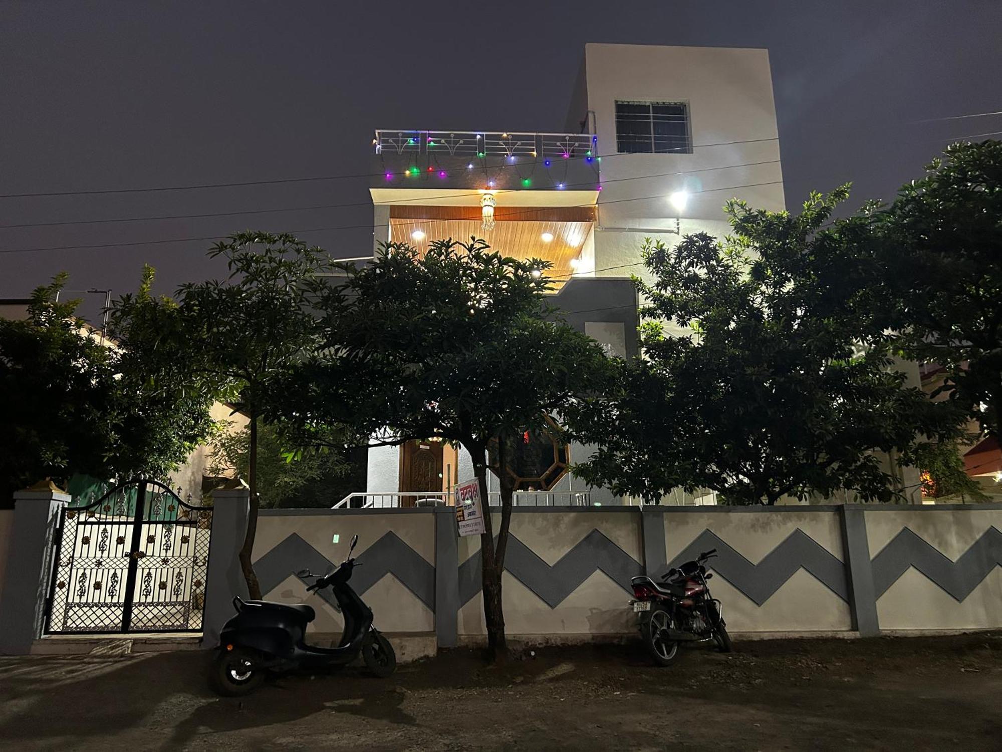 Vatavriksha Guest House,Akkalkot Akalkot Екстер'єр фото